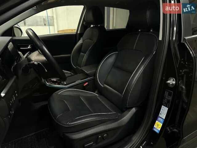 Черный Киа Niro, объемом двигателя 0 л и пробегом 84 тыс. км за 22900 $, фото 45 на Automoto.ua