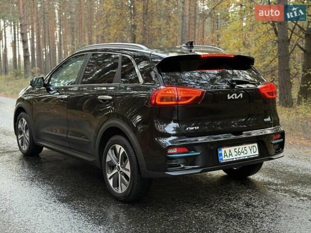 Киа Niro 2022 в Киеве на Automoto.ua Черный Киа Niro, объемом двигателя 0 л и пробегом 70 тыс. км за 22499 $, фото 13 на Automoto.ua