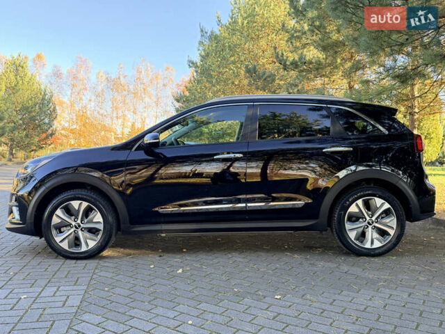 Черный Киа Niro, объемом двигателя 0 л и пробегом 50 тыс. км за 23600 $, фото 10 на Automoto.ua