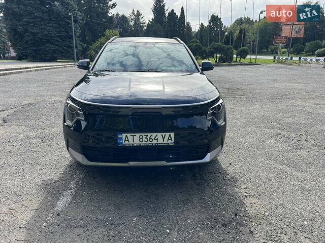 Чорний Кіа Niro, об'ємом двигуна 0 л та пробігом 150 тис. км за 21500 $, фото 3 на Automoto.ua