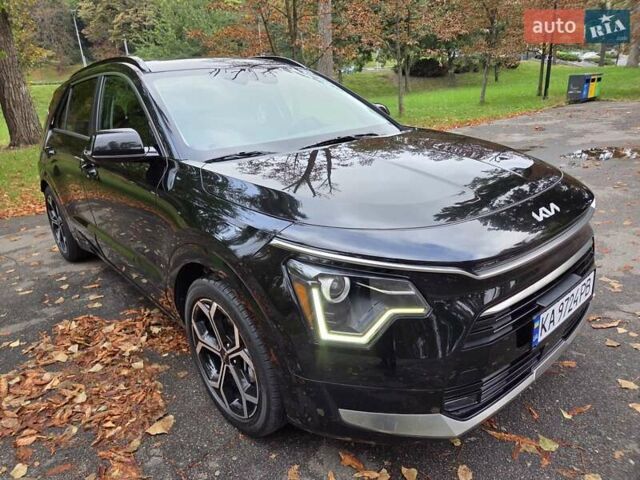 Черный Киа Niro, объемом двигателя 1.58 л и пробегом 97 тыс. км за 25500 $, фото 4 на Automoto.ua