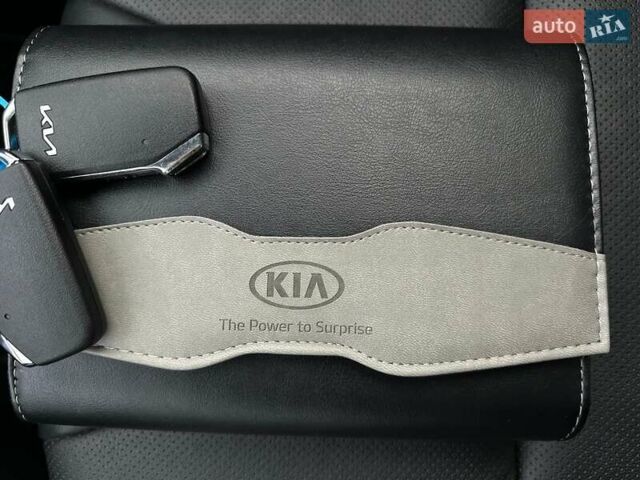 Черный Киа Niro, объемом двигателя 0 л и пробегом 29 тыс. км за 22900 $, фото 88 на Automoto.ua