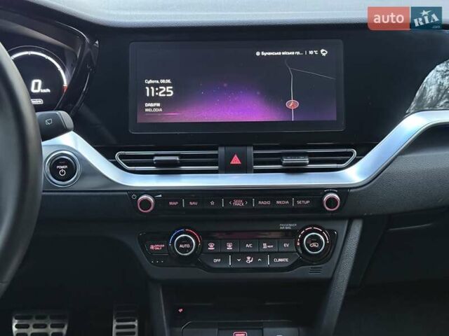 Киа Niro 2022 в Киеве на Automoto.ua Черный Киа Niro, объемом двигателя 0 л и пробегом 70 тыс. км за 22499 $, фото 68 на Automoto.ua