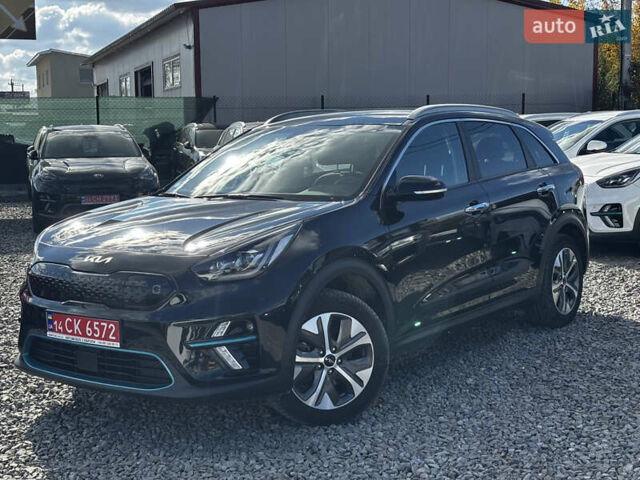 Чорний Кіа Niro, об'ємом двигуна 0 л та пробігом 23 тис. км за 24999 $, фото 6 на Automoto.ua