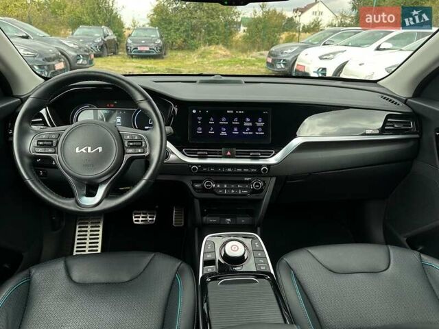 Черный Киа Niro, объемом двигателя 0 л и пробегом 12 тыс. км за 25400 $, фото 70 на Automoto.ua