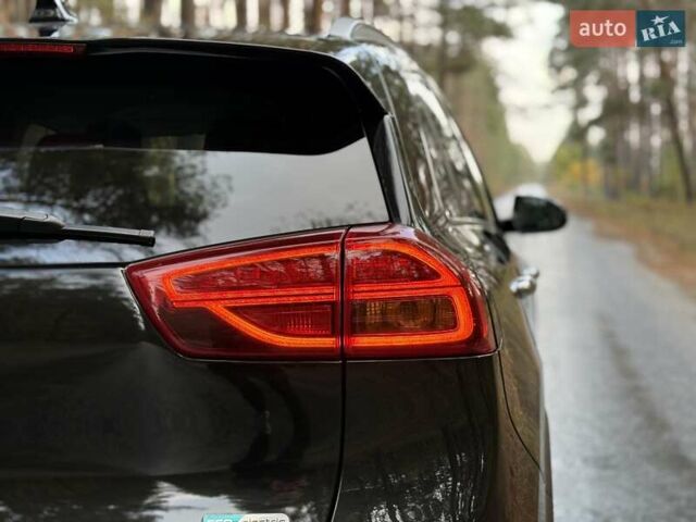 Киа Niro 2022 в Киеве на Automoto.ua Черный Киа Niro, объемом двигателя 0 л и пробегом 70 тыс. км за 22499 $, фото 49 на Automoto.ua