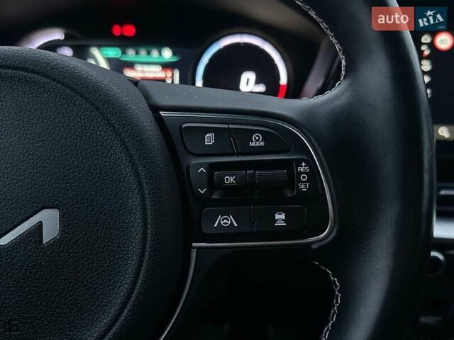 Черный Киа Niro, объемом двигателя 0 л и пробегом 84 тыс. км за 22900 $, фото 20 на Automoto.ua