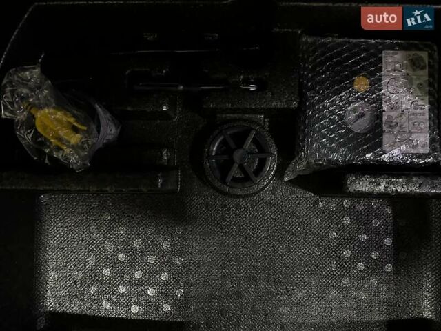 Черный Киа Niro, объемом двигателя 0 л и пробегом 84 тыс. км за 22900 $, фото 108 на Automoto.ua