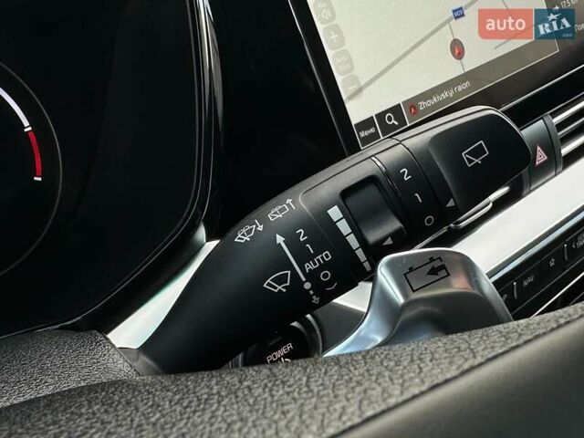 Чорний Кіа Niro, об'ємом двигуна 0 л та пробігом 29 тис. км за 22900 $, фото 58 на Automoto.ua