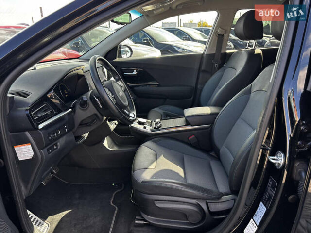 Чорний Кіа Niro, об'ємом двигуна 0 л та пробігом 23 тис. км за 24999 $, фото 17 на Automoto.ua