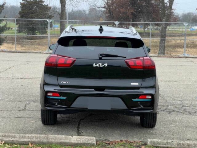 Черный Киа Niro, объемом двигателя 0 л и пробегом 16 тыс. км за 15600 $, фото 6 на Automoto.ua