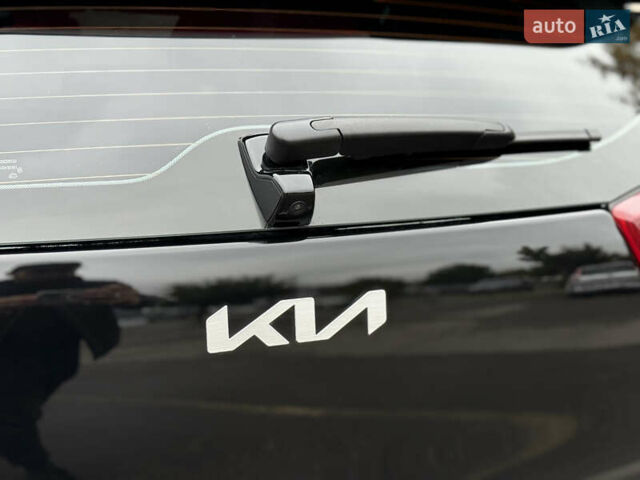 Чорний Кіа Niro, об'ємом двигуна 0 л та пробігом 108 тис. км за 21850 $, фото 29 на Automoto.ua