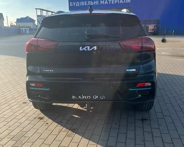 Чорний Кіа Niro, об'ємом двигуна 0 л та пробігом 72 тис. км за 22100 $, фото 4 на Automoto.ua