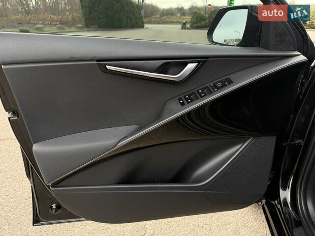 Черный Киа Niro, объемом двигателя 0 л и пробегом 149 тыс. км за 20550 $, фото 32 на Automoto.ua