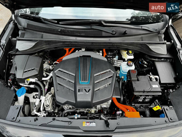 Черный Киа Niro, объемом двигателя 0 л и пробегом 54 тыс. км за 24300 $, фото 33 на Automoto.ua