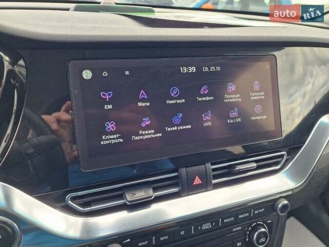Кіа Niro 2022 у Вінниці на Automoto.ua Чорний Кіа Niro, об'ємом двигуна 0 л та пробігом 174 тис. км за 19600 $, фото 31 на Automoto.ua