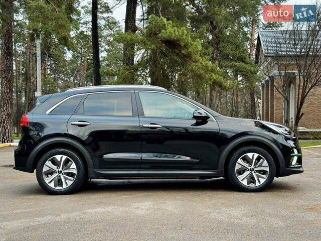 Черный Киа Niro, объемом двигателя 0 л и пробегом 54 тыс. км за 24300 $, фото 15 на Automoto.ua