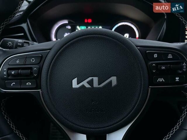 Черный Киа Niro, объемом двигателя 0 л и пробегом 84 тыс. км за 22900 $, фото 58 на Automoto.ua