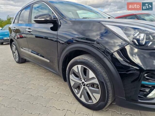Кіа Niro 2022 у Вінниці на Automoto.ua Чорний Кіа Niro, об'ємом двигуна 0 л та пробігом 174 тис. км за 19600 $, фото 8 на Automoto.ua