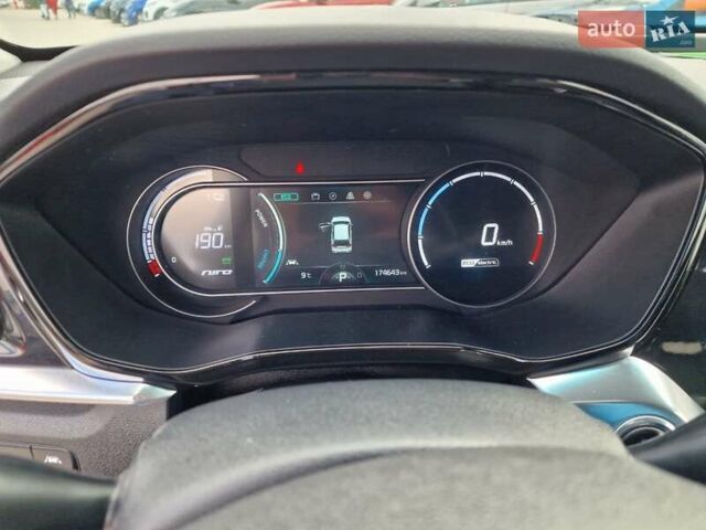 Кіа Niro 2022 у Вінниці на Automoto.ua Чорний Кіа Niro, об'ємом двигуна 0 л та пробігом 174 тис. км за 19600 $, фото 24 на Automoto.ua