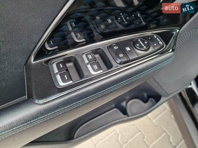 Кіа Niro 2022 у Вінниці на Automoto.ua Чорний Кіа Niro, об'ємом двигуна 0 л та пробігом 174 тис. км за 19600 $, фото 20 на Automoto.ua