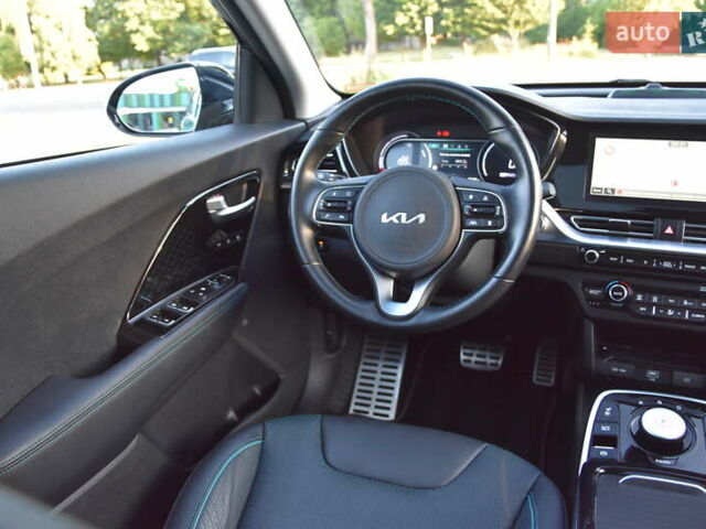 Черный Киа Niro, объемом двигателя 0 л и пробегом 35 тыс. км за 24399 $, фото 21 на Automoto.ua