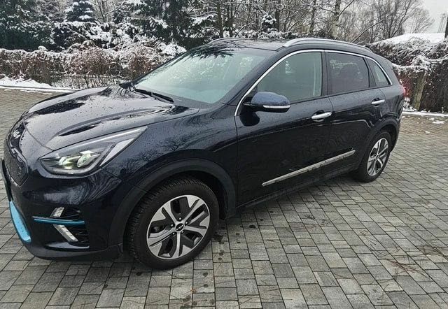 Черный Киа Niro, объемом двигателя 0 л и пробегом 75 тыс. км за 13900 $, фото 17 на Automoto.ua