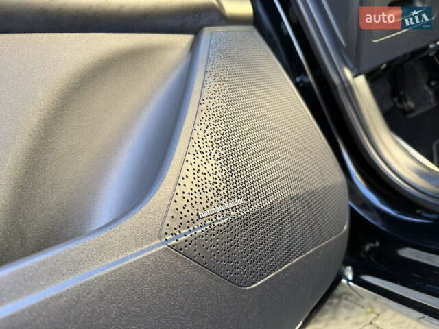 Черный Киа Niro, объемом двигателя 0 л и пробегом 61 тыс. км за 25950 $, фото 55 на Automoto.ua