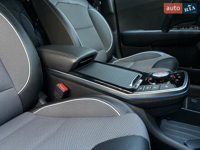 Киа Niro 2022 в Киеве на Automoto.ua Черный Киа Niro, объемом двигателя 0 л и пробегом 70 тыс. км за 22499 $, фото 87 на Automoto.ua