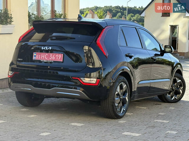 Черный Киа Niro, объемом двигателя 0 л и пробегом 61 тыс. км за 25950 $, фото 40 на Automoto.ua