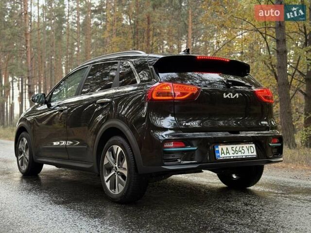 Киа Niro 2022 в Киеве на Automoto.ua Черный Киа Niro, объемом двигателя 0 л и пробегом 70 тыс. км за 22499 $, фото 18 на Automoto.ua