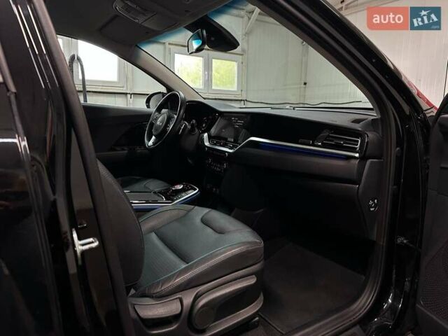 Черный Киа Niro, объемом двигателя 0 л и пробегом 12 тыс. км за 25400 $, фото 78 на Automoto.ua