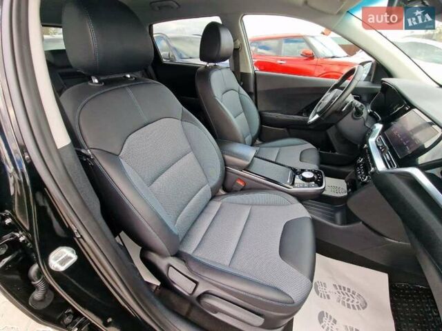 Кіа Niro 2022 у Вінниці на Automoto.ua Чорний Кіа Niro, об'ємом двигуна 0 л та пробігом 174 тис. км за 19600 $, фото 41 на Automoto.ua