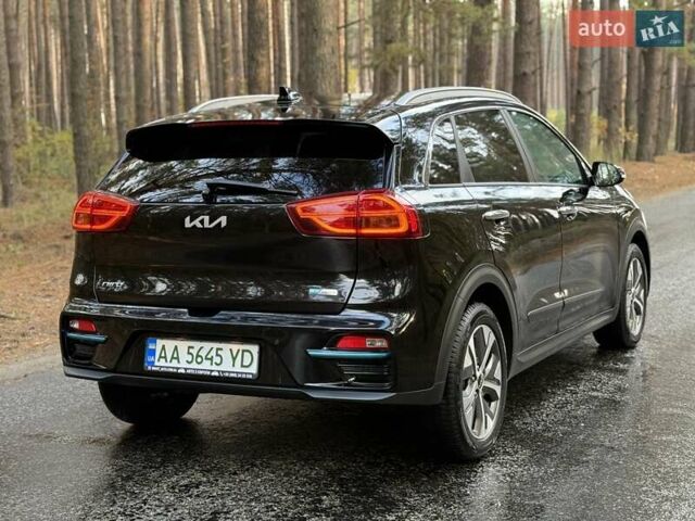 Киа Niro 2022 в Киеве на Automoto.ua Черный Киа Niro, объемом двигателя 0 л и пробегом 70 тыс. км за 22499 $, фото 27 на Automoto.ua