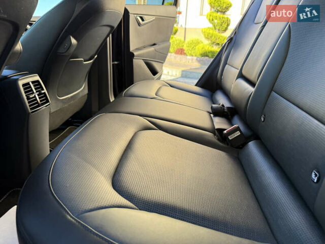 Черный Киа Niro, объемом двигателя 0 л и пробегом 61 тыс. км за 25950 $, фото 65 на Automoto.ua