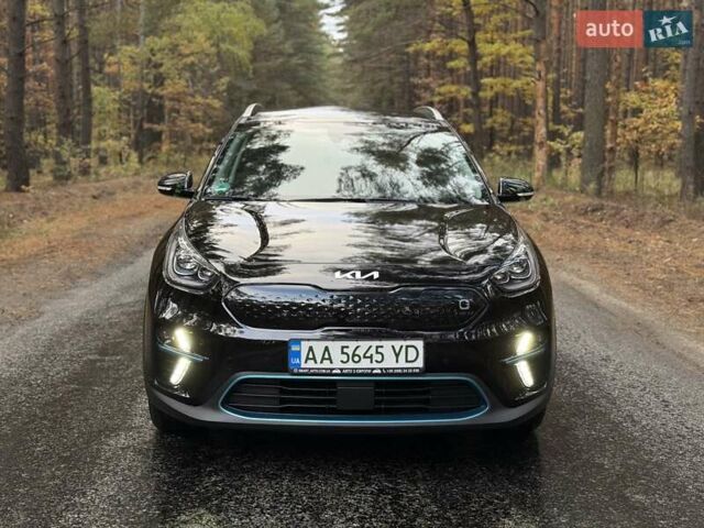 Киа Niro 2022 в Киеве на Automoto.ua Черный Киа Niro, объемом двигателя 0 л и пробегом 70 тыс. км за 22499 $, фото 17 на Automoto.ua