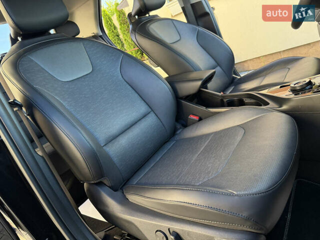 Черный Киа Niro, объемом двигателя 0 л и пробегом 61 тыс. км за 25950 $, фото 105 на Automoto.ua