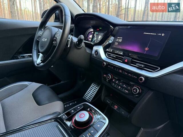 Киа Niro 2022 в Киеве на Automoto.ua Черный Киа Niro, объемом двигателя 0 л и пробегом 70 тыс. км за 22499 $, фото 73 на Automoto.ua