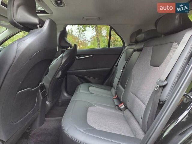 Черный Киа Niro, объемом двигателя 1.58 л и пробегом 97 тыс. км за 25500 $, фото 16 на Automoto.ua