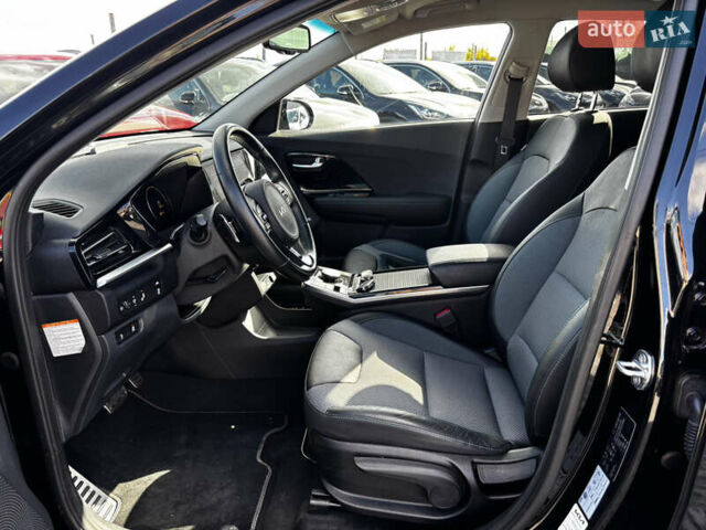 Чорний Кіа Niro, об'ємом двигуна 0 л та пробігом 23 тис. км за 24999 $, фото 20 на Automoto.ua