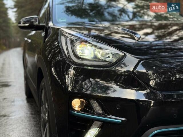Киа Niro 2022 в Киеве на Automoto.ua Черный Киа Niro, объемом двигателя 0 л и пробегом 70 тыс. км за 22499 $, фото 44 на Automoto.ua