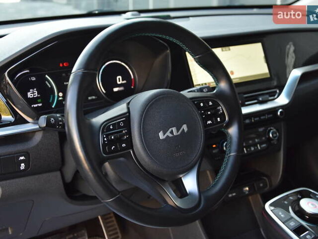 Черный Киа Niro, объемом двигателя 0 л и пробегом 35 тыс. км за 24399 $, фото 17 на Automoto.ua