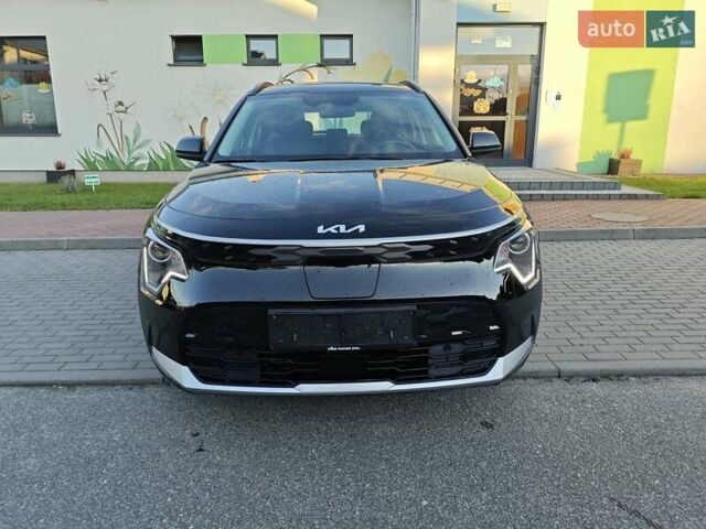 Черный Киа Niro, объемом двигателя 0 л и пробегом 30 тыс. км за 21000 $, фото 2 на Automoto.ua