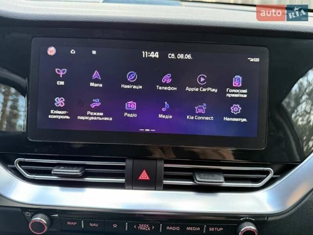 Киа Niro 2022 в Киеве на Automoto.ua Черный Киа Niro, объемом двигателя 0 л и пробегом 70 тыс. км за 22499 $, фото 111 на Automoto.ua