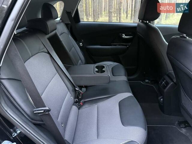 Киа Niro 2022 в Киеве на Automoto.ua Черный Киа Niro, объемом двигателя 0 л и пробегом 70 тыс. км за 22499 $, фото 96 на Automoto.ua