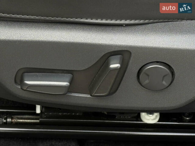 Черный Киа Niro, объемом двигателя 0 л и пробегом 149 тыс. км за 20550 $, фото 36 на Automoto.ua