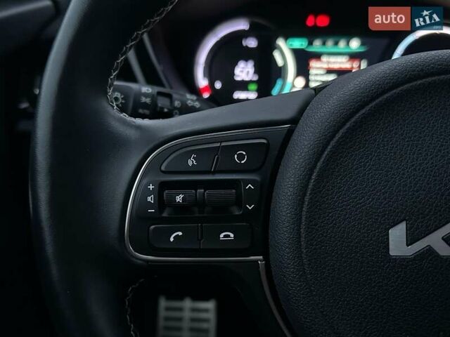 Черный Киа Niro, объемом двигателя 0 л и пробегом 84 тыс. км за 22900 $, фото 56 на Automoto.ua