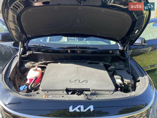 Черный Киа Niro, объемом двигателя 0 л и пробегом 121 тыс. км за 24777 $, фото 19 на Automoto.ua