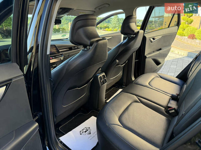 Черный Киа Niro, объемом двигателя 0 л и пробегом 61 тыс. км за 25950 $, фото 64 на Automoto.ua