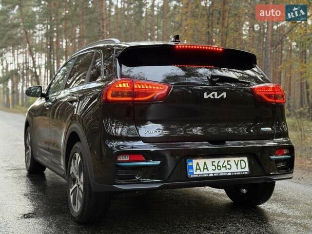 Киа Niro 2022 в Киеве на Automoto.ua Черный Киа Niro, объемом двигателя 0 л и пробегом 70 тыс. км за 22499 $, фото 25 на Automoto.ua